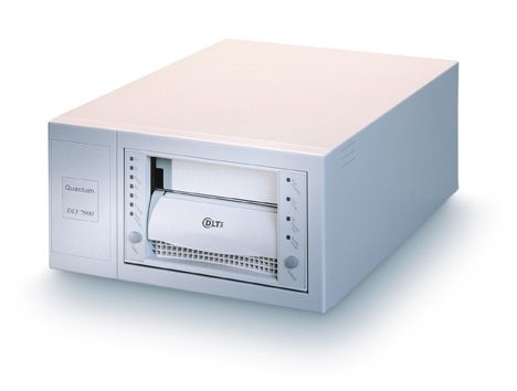 Dell DLT 7000 Tape Drive - 35GB (Native)/70GB (Compressed) - SCSIInternal