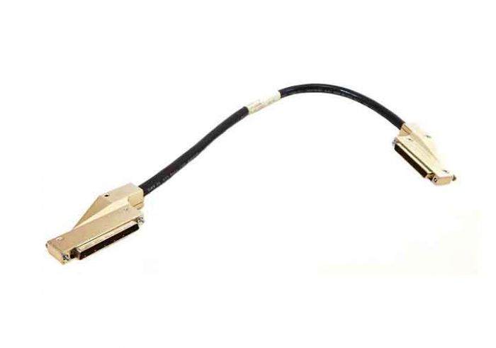 Dell 15in SCSI-M-68pin CL2 Right Angle Cable