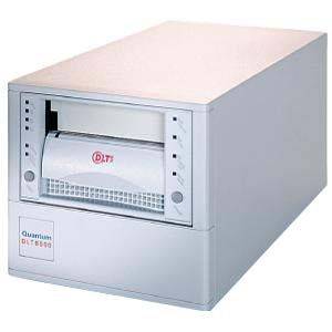 Quantum DLT-8000 External Tape Drive - 40GB (Native)/80GB (Compressed) - 5.25 1H External