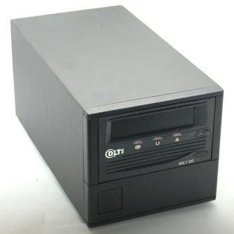 Quantum SDLT 320 Tape Drive - 160GB (Native)/320GB (Compressed) - External